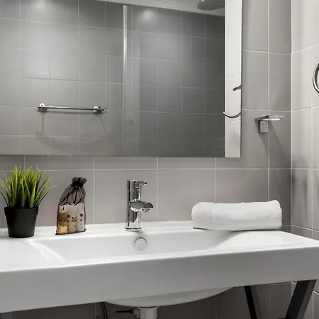Apartment Skol In By Costarentals - M27
